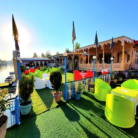 Aziz Palace Group Of Houseboats Srīnagar Kültér fotó