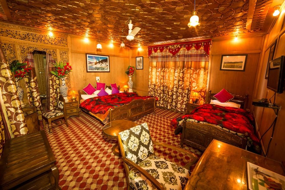 Aziz Palace Group Of Houseboats Srīnagar Kültér fotó